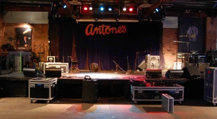 antones_stage_lorez